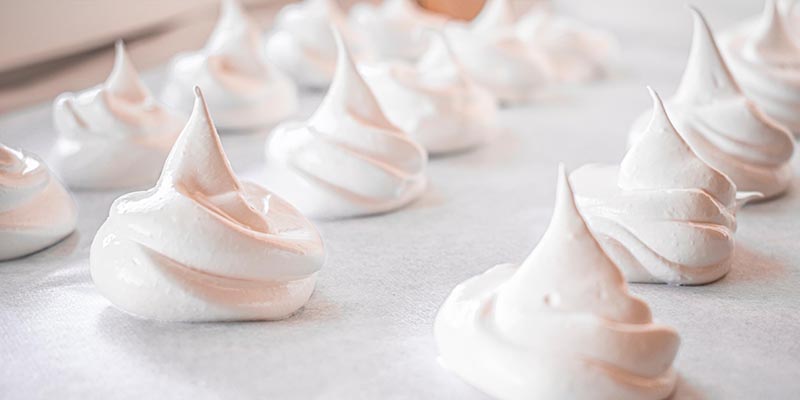 Meringue là gì? Cách sử dụng đúng mục đích 3 loại meringue Pháp, Ý, Thuỵ Sĩ