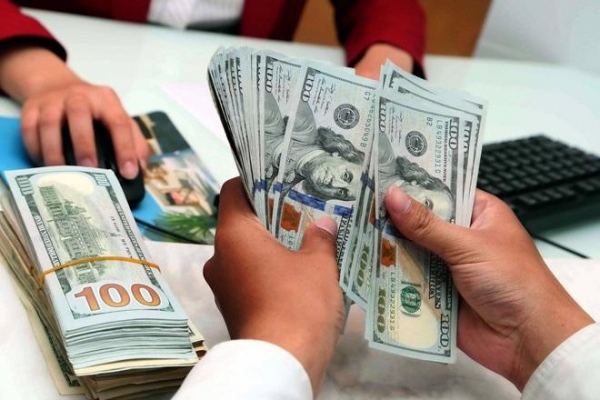 Hạn mức tối đa người Việt Nam được phép chuyển tiền ra nước ngoài là bao nhiêu?