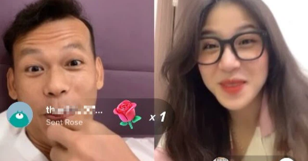 Livestream với gái xinh, thủ môn Tấn Trường “khoe” tật xấu của “đàn em” lúc mải mê đánh Liên Quân