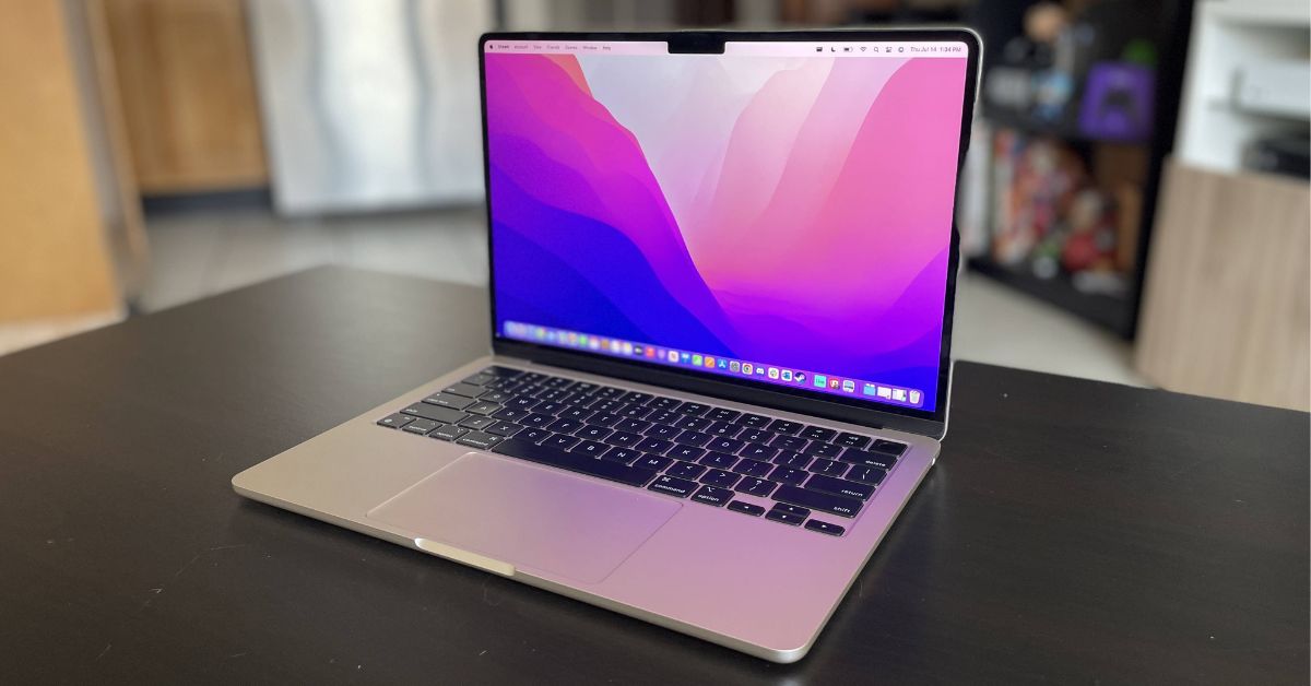 MacBook là gì? Tại sao mọi người thích sử dụng MacBook hơn Laptop