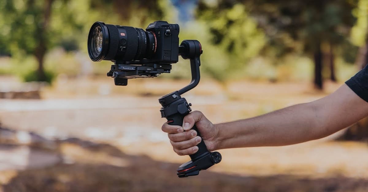 Top 8 DJI gimbal chống rung dành cho điện thoại, máy ảnh