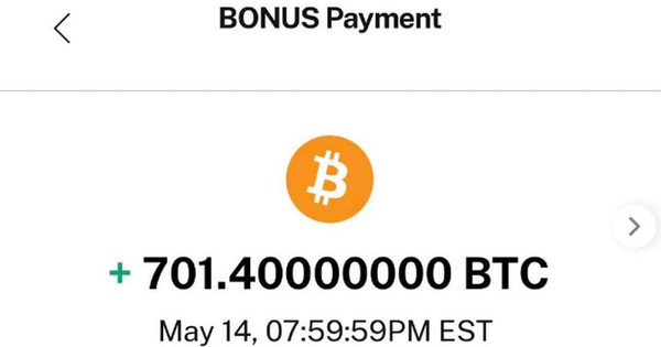 Trả thưởng 701 USD lại nhầm thành 701 Bitcoin, nhiều người dùng nhanh tay rút về ví trữ lạnh