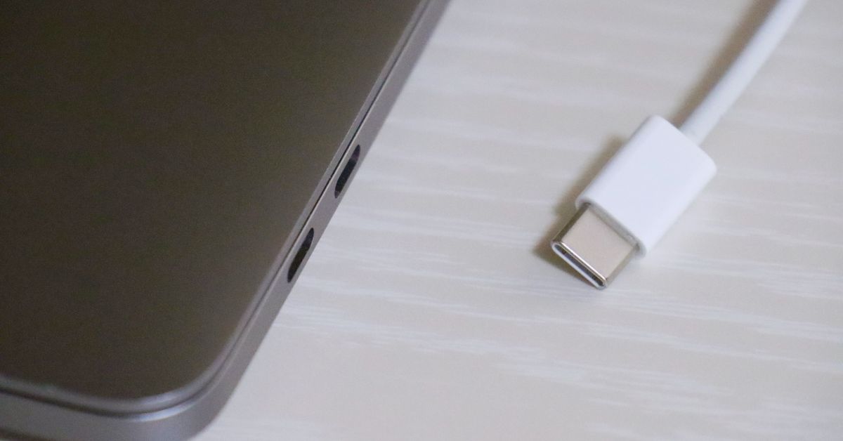 USB Type C là gì? Có ưu nhược điểm gì so với những USB truyền thống?