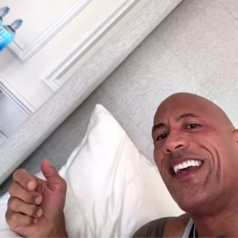 Meme ảnh The Rock