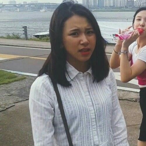 Meme Chaeyoung chê