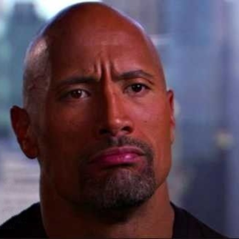 Meme The Rock bĩu môi