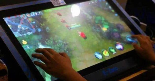 Choáng với phòng game có thiết kế cực “dị” và lạ, dành riêng cho tín đồ game mobile