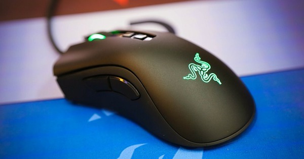 Nóng bỏng tay khi “đập hộp” chuột gaming tốt nhất 2020: Razer DeathAdder V2