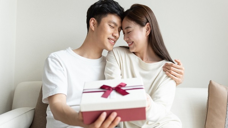 Váy bà bầu – quà Valentine ý nghĩa cho vợ bầu