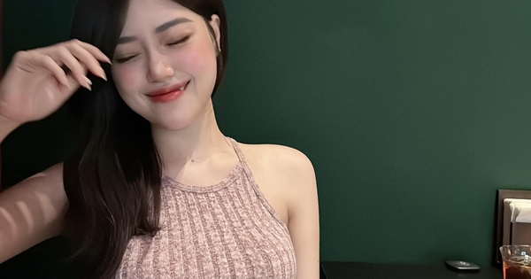 Đăng ảnh không xài app, nữ streamer phẫn nộ vì bị fan nam hỏi chuyện tế nhị