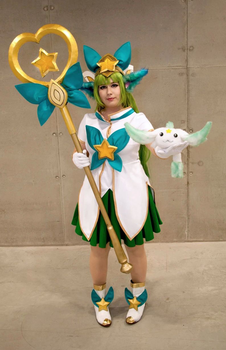 Vẻ đẹp cosplay lien Quan cô gái di động