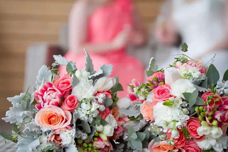 Bouquet of Brilliant Wedding, tượng trưng cho niềm vui của sự trọn vẹn