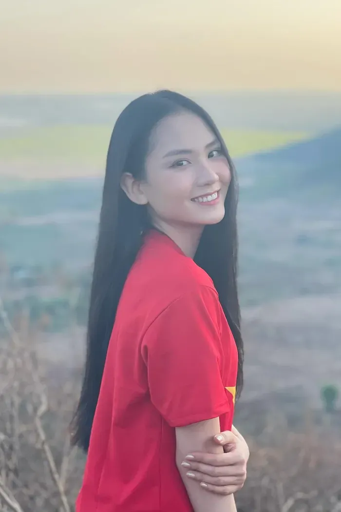 Vẻ đẹp dịu dàng của cô Huynh Nguyen Mai Phuong