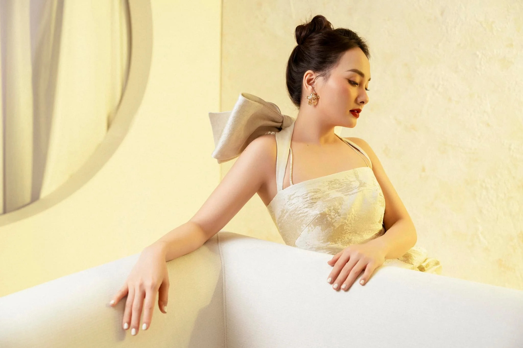 Bao Thanh mang đến vẻ đẹp và sự quyến rũ nhẹ nhàng