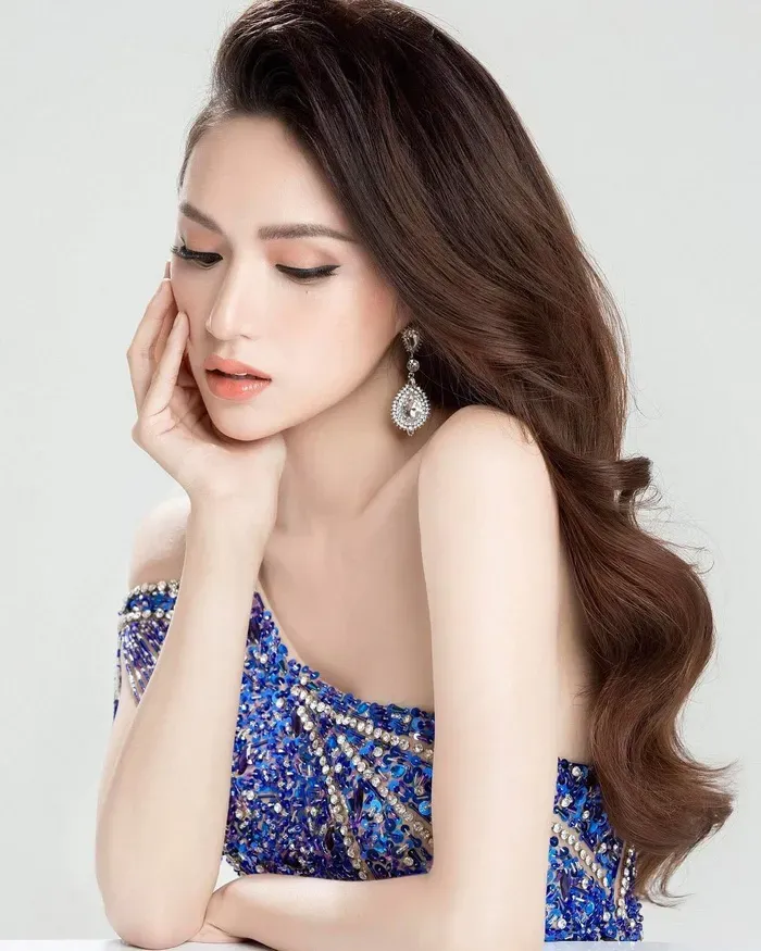 Vẻ đẹp tinh tế của cô Huong Giang