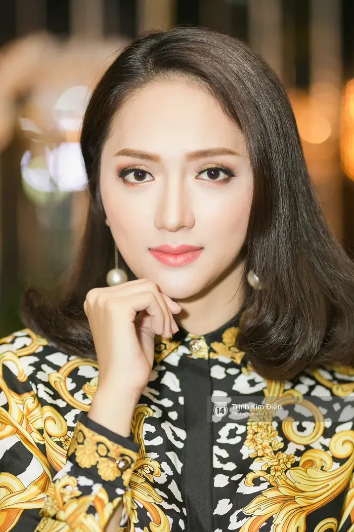 Vẻ đẹp của cô Huong Giang