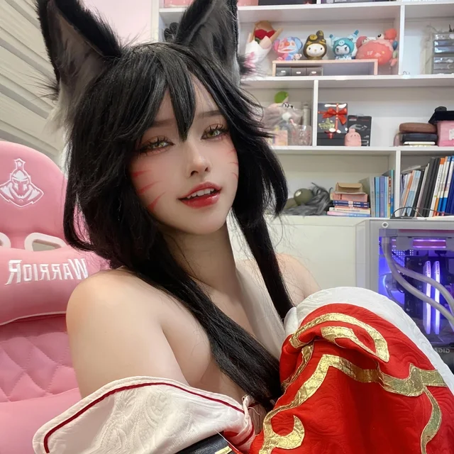 Vẻ đẹp tinh tế trong hình ảnh cô gái cosplay anime.