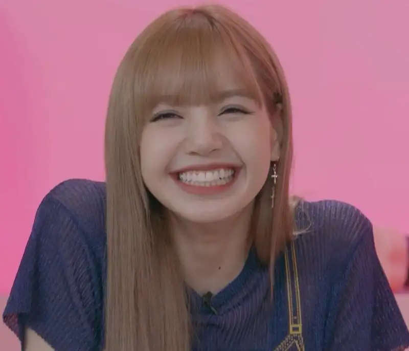 Meme blackpink với nụ cười đáng yêu