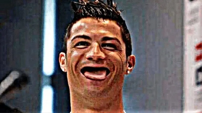 Meme ronaldo mang lại tiếng cười