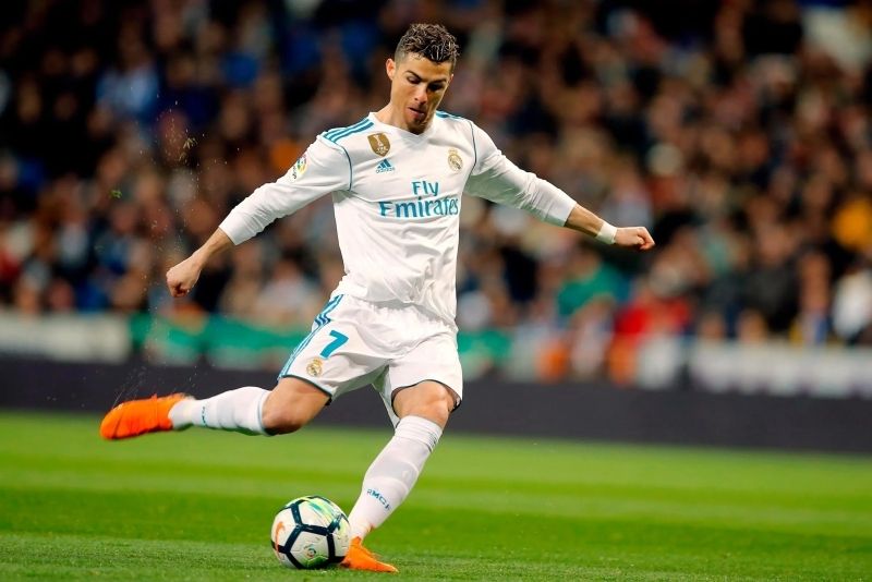 Ronaldo đẹp trai trong một khoảnh khắc vui vẻ