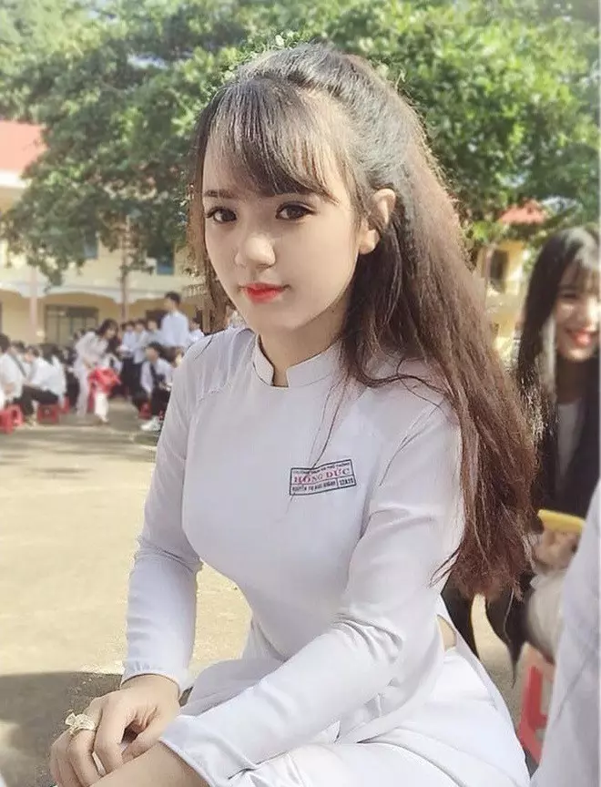 Ảnh gái k8 cute với biểu cảm đáng yêu, tạo nên sự cuốn hút không thể cưỡng lại.