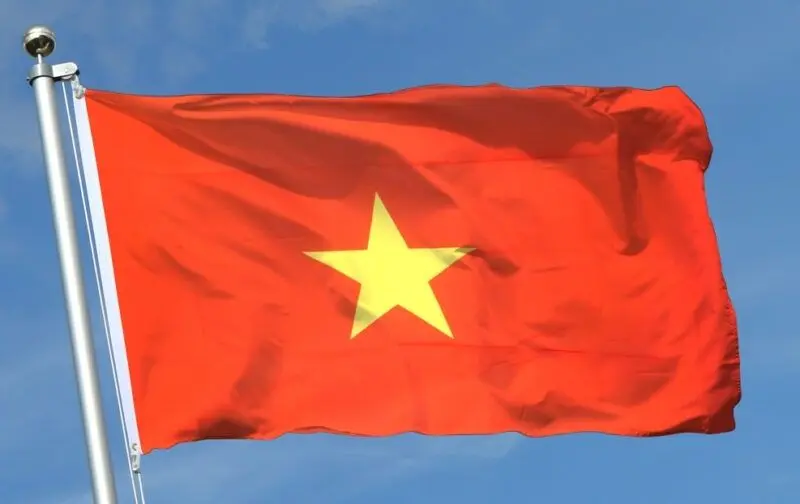 Hình nền Red Flag Yellow Star cho màn hình rực rỡ hơn