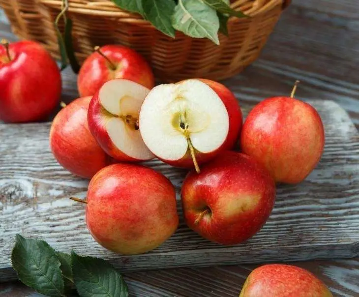 Hình ảnh của Red Apple mang đến một cảm giác ngọt ngào