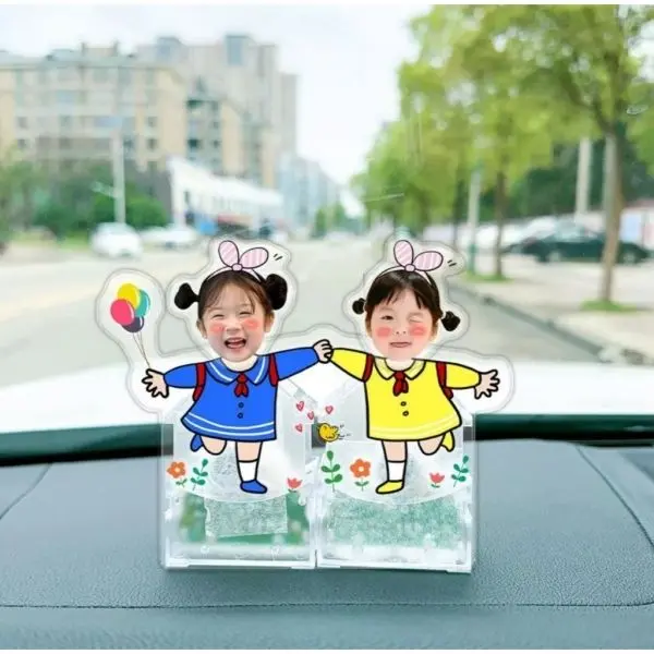 Bức ảnh Chibi khuôn mặt đáng yêu với biểu cảm riêng của nó