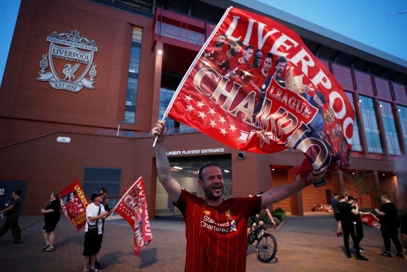 Người hâm mộ Liverpool lan truyền tình yêu bóng đá