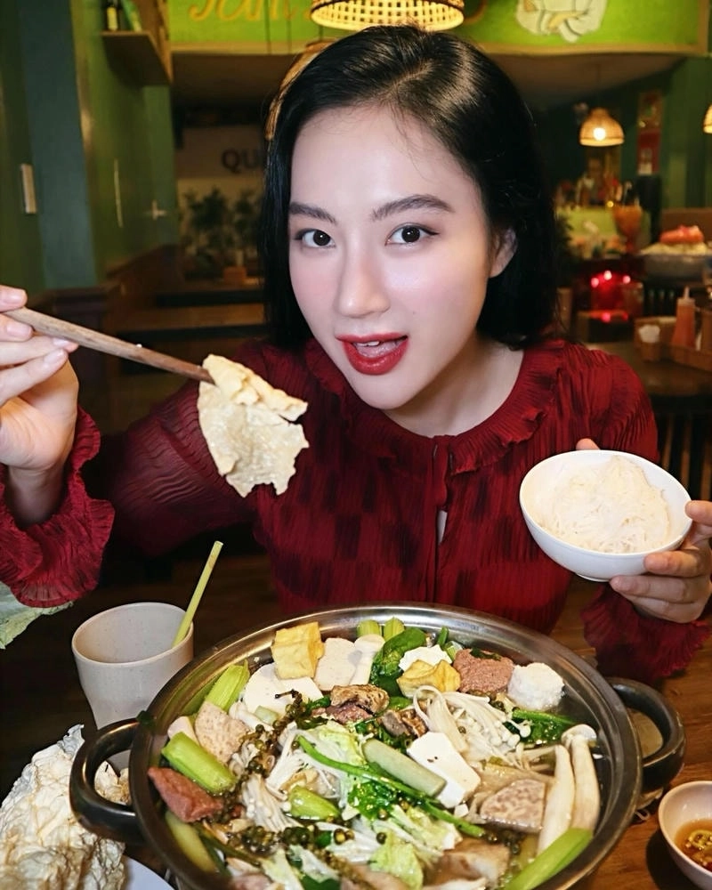 Bản cập nhật tuổi hiện tại của Angela Phuong Trinh bao nhiêu