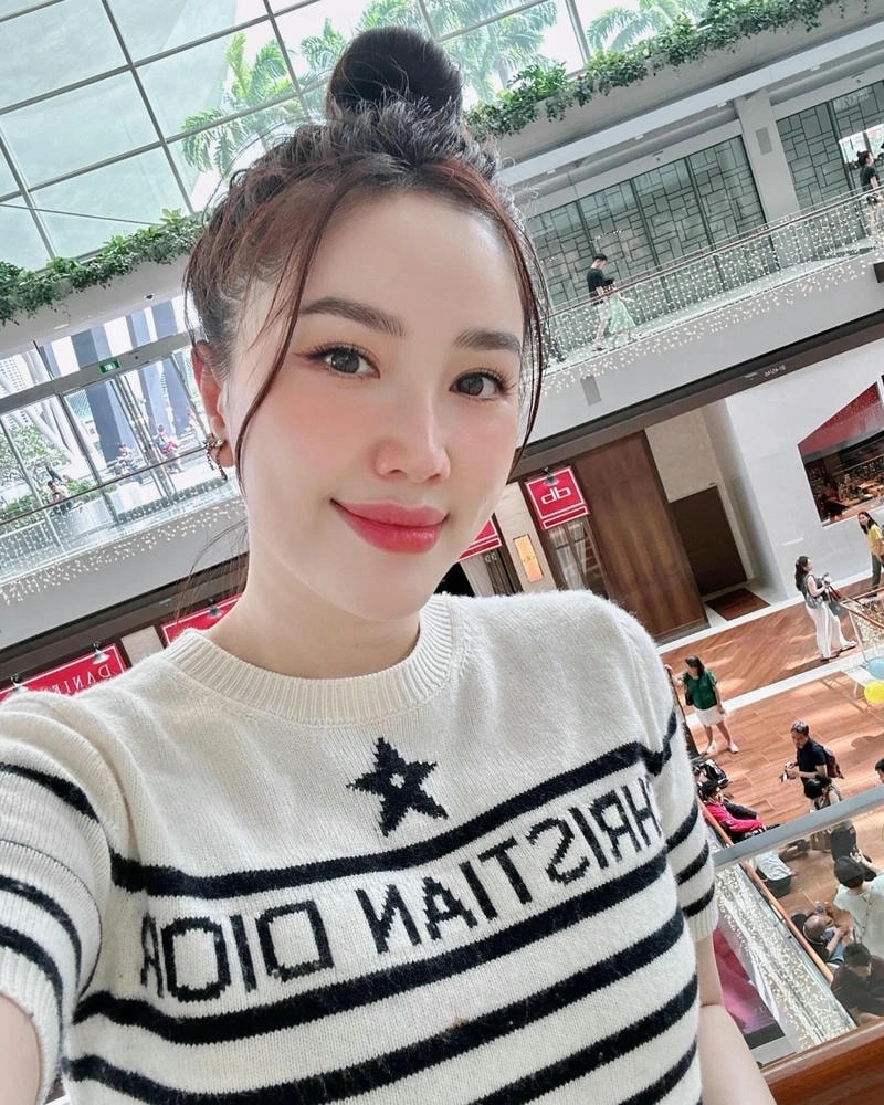 Lời bài hát của bài hát khóc một lần nữa bao