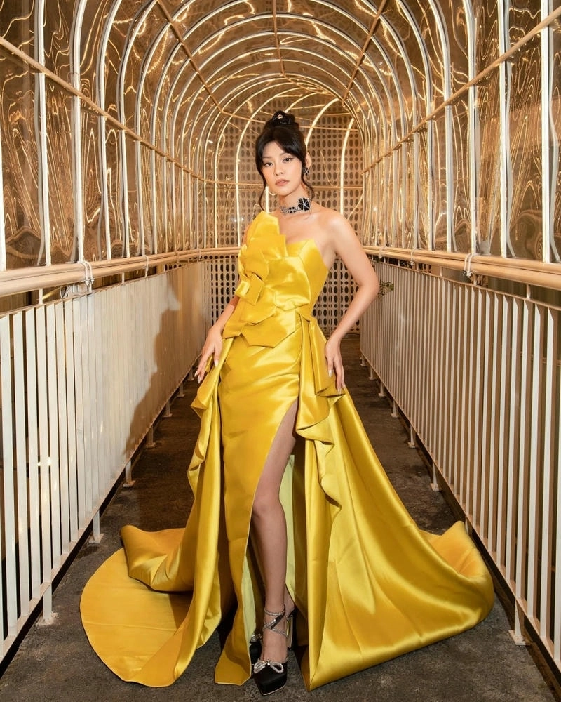Nghe bộ sưu tập âm nhạc Bui Lan Huong
