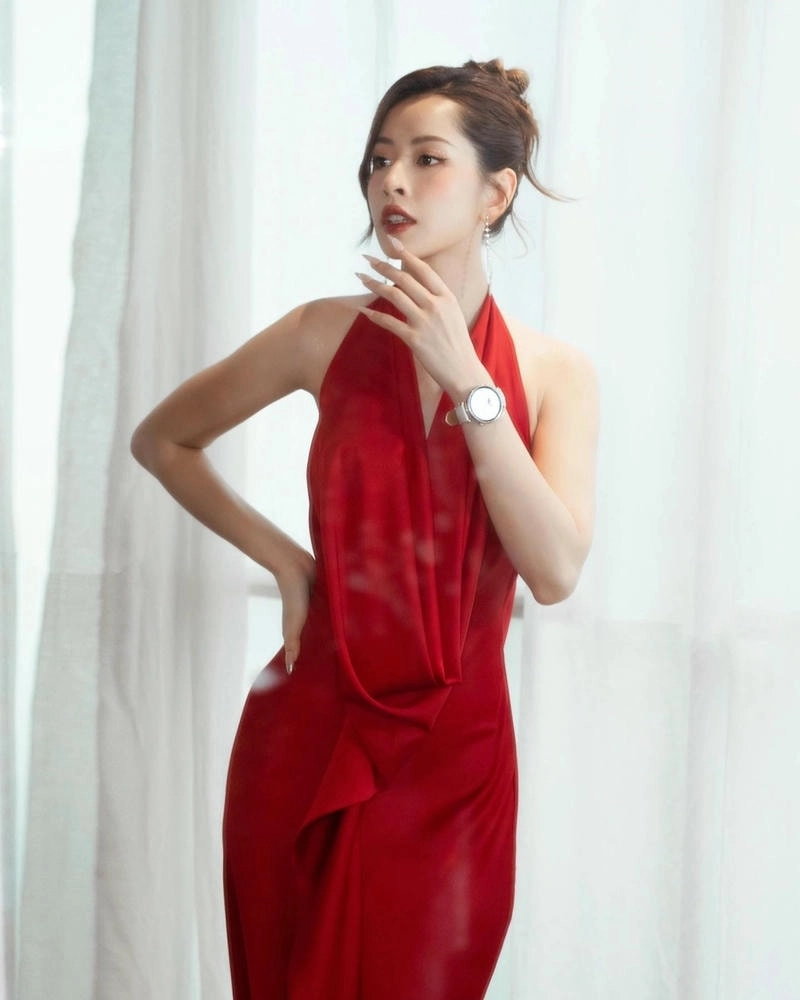 Khám phá lời bài hát của Chi pu anh, ở lại