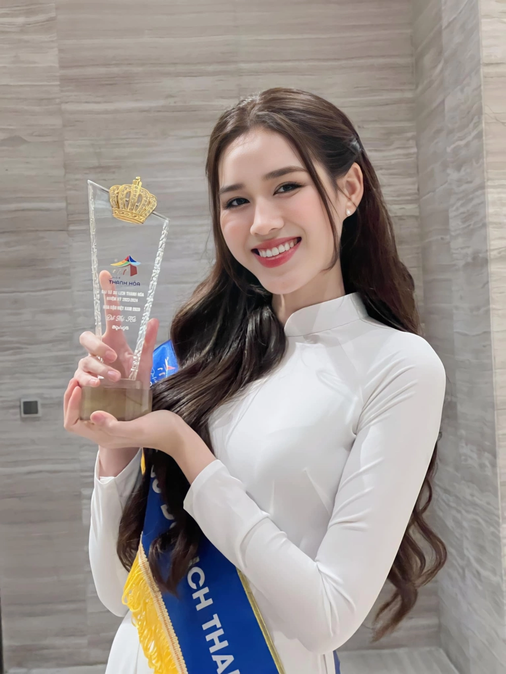 Xem Do Thi ha váy dài đẹp