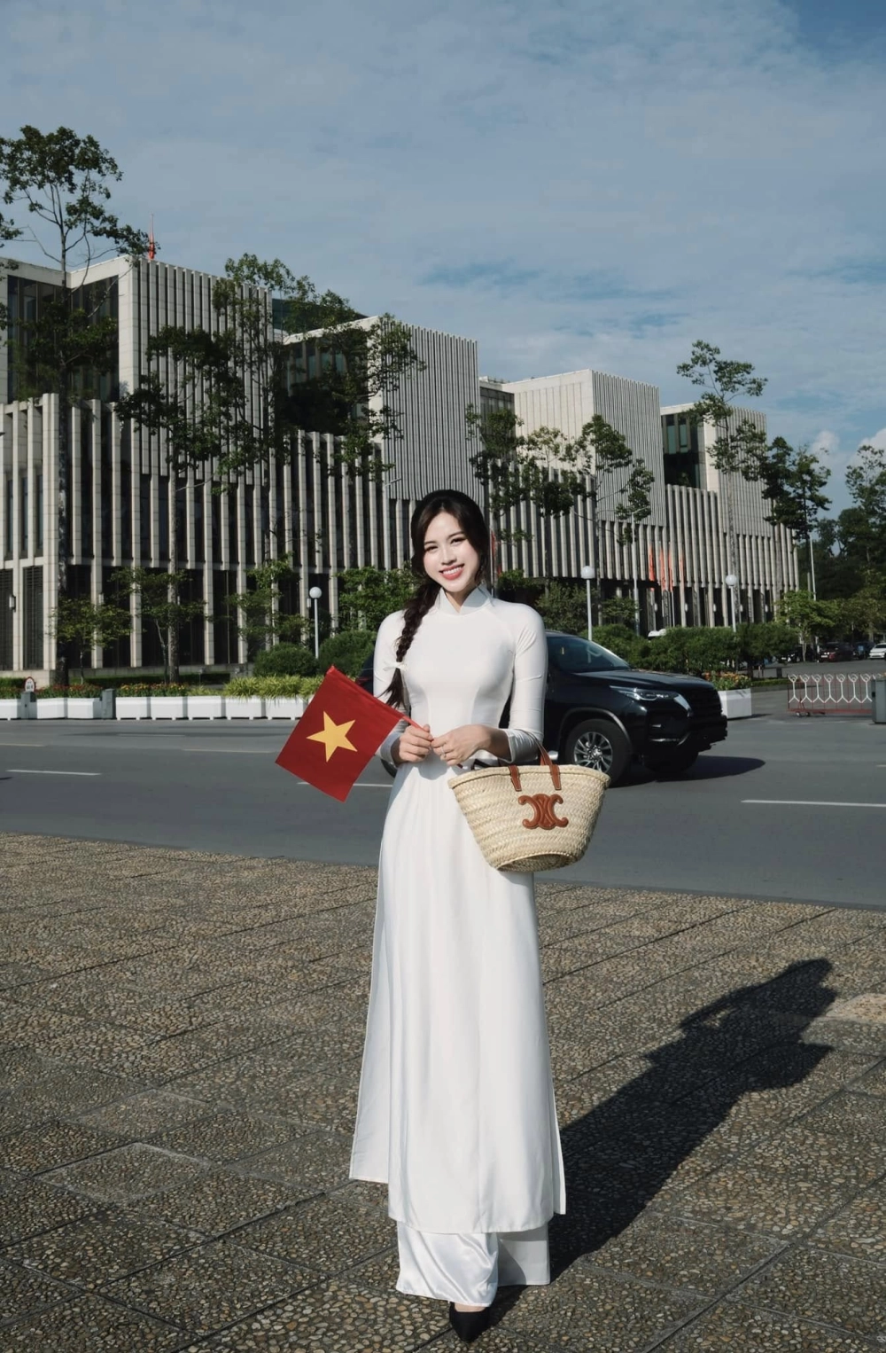 Đọc Miss do thi ha bây giờ là tiểu sử hoàn chỉnh nhất