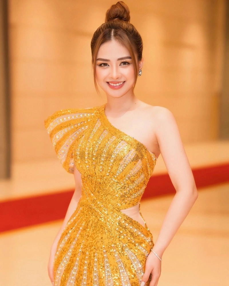 Nam diễn viên Duong Hoang Yen lấn chiếm điện ảnh