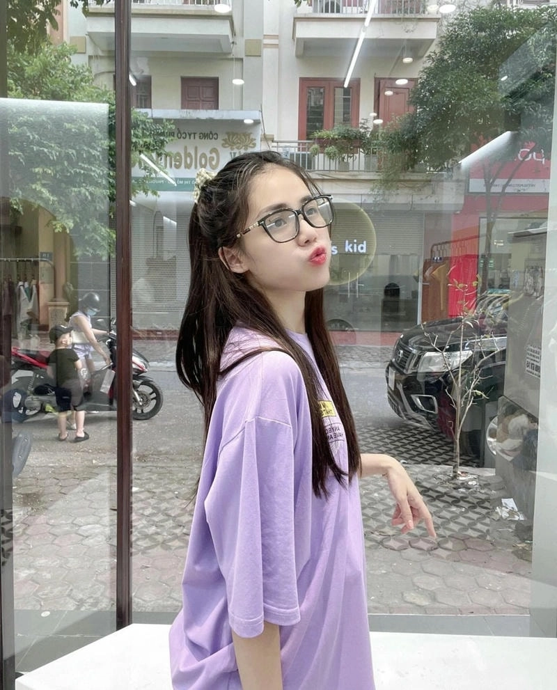 Xem video Nguyen Huong Ly rất hài hước