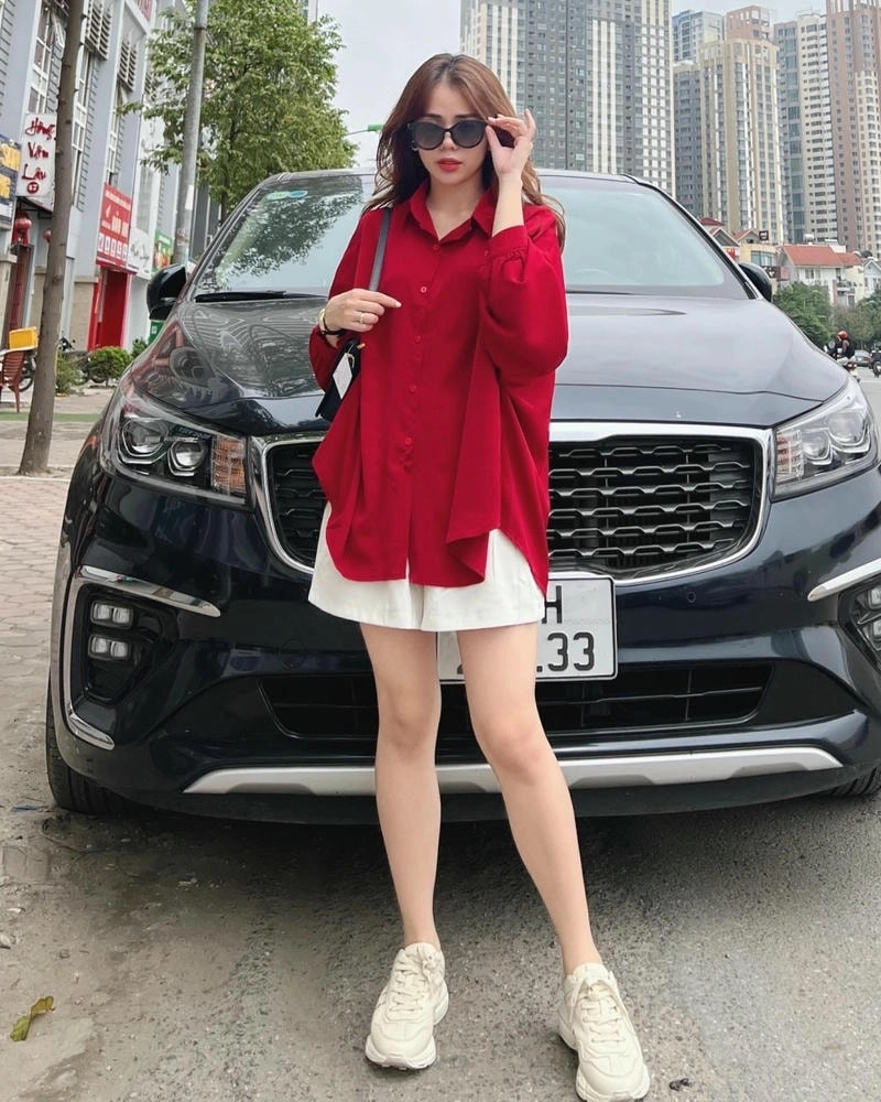 Xem chương trình trực tiếp Nguyen Huong Ly Live siêu hấp dẫn