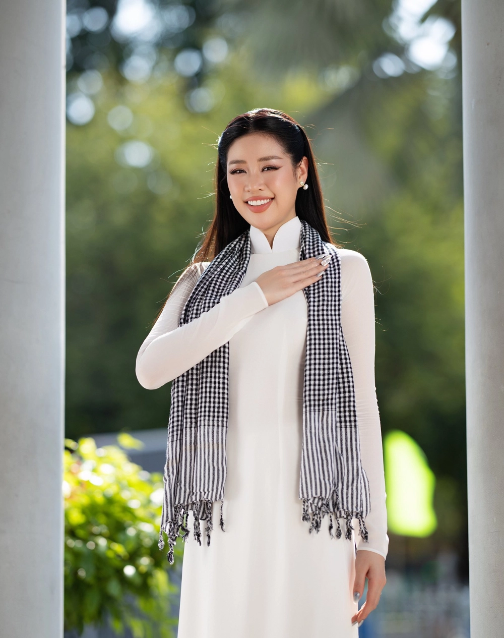 Hình ảnh nổi bật của cô Khanh Van Ao Dai