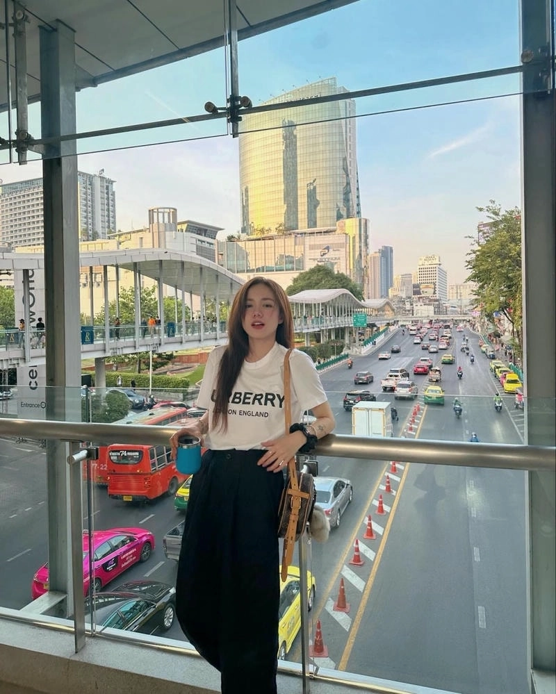 Phuong ly 2 ngày 1 đêm hài hước và quyến rũ