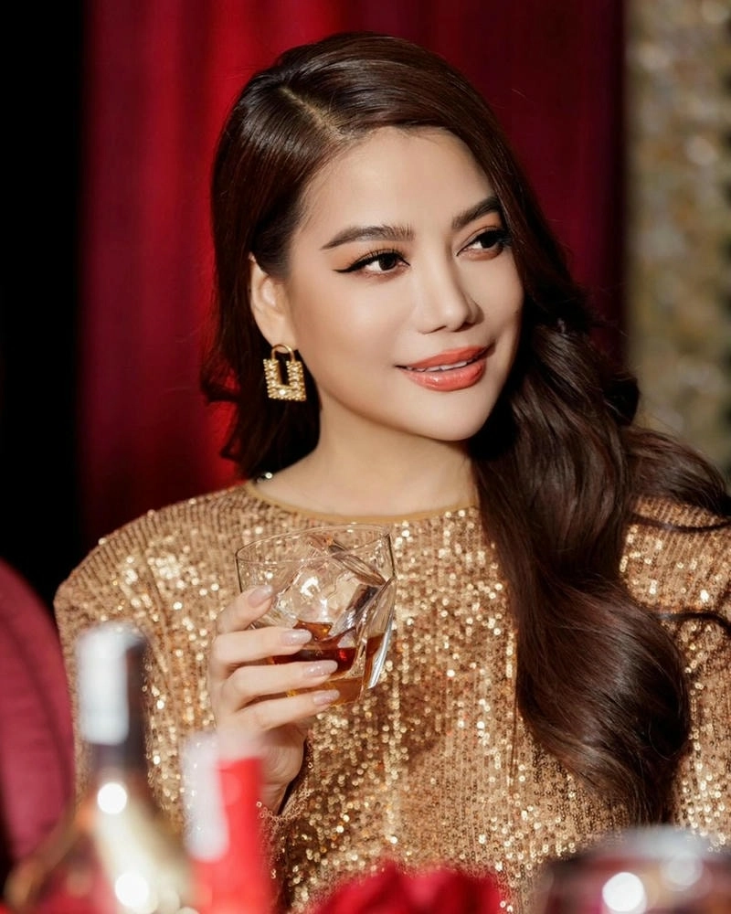 Xem loạt ảnh nổi bật của NGOC Anh