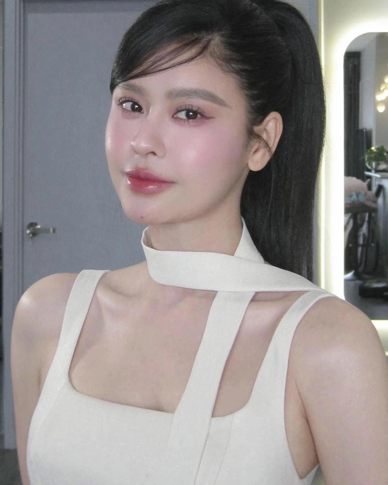 Truong querse anh ở đâu?